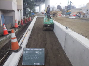 隅田川（両国地区）整備に伴う管理用通路整備工事44